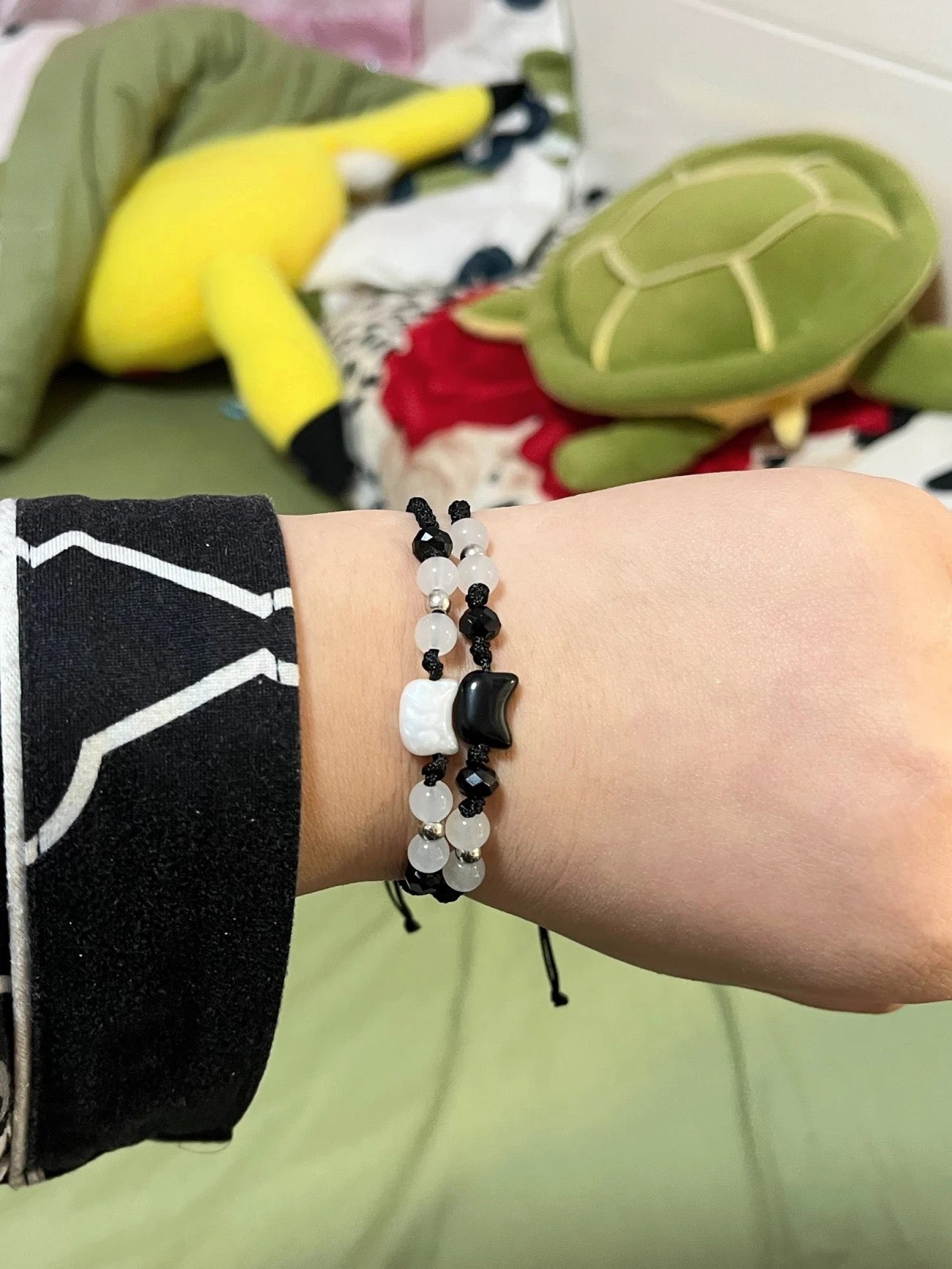 Interlocking Cat Head Bracelet