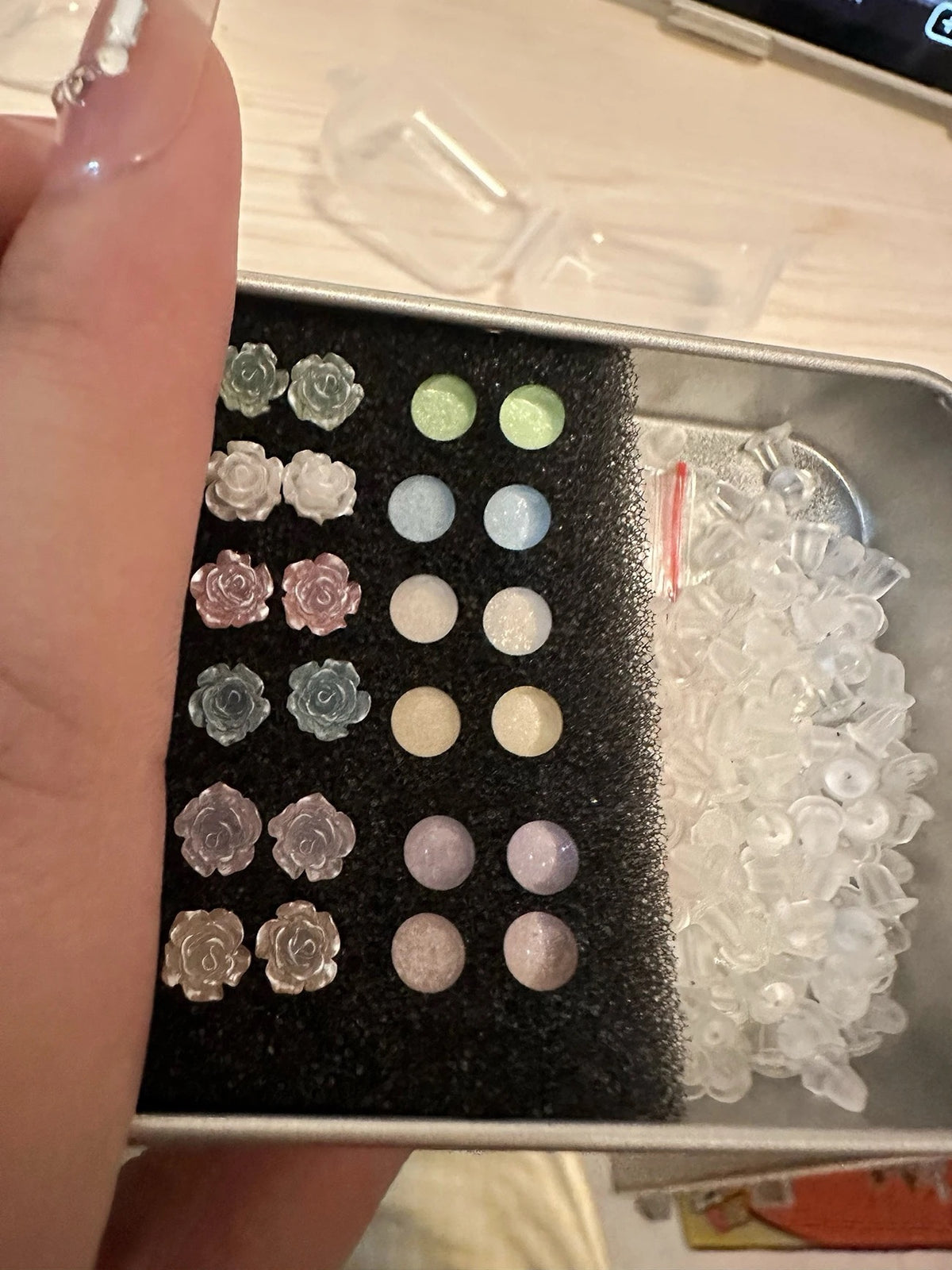 Fresh-Colored Small Sugar Bean Resin Camellia Earrings