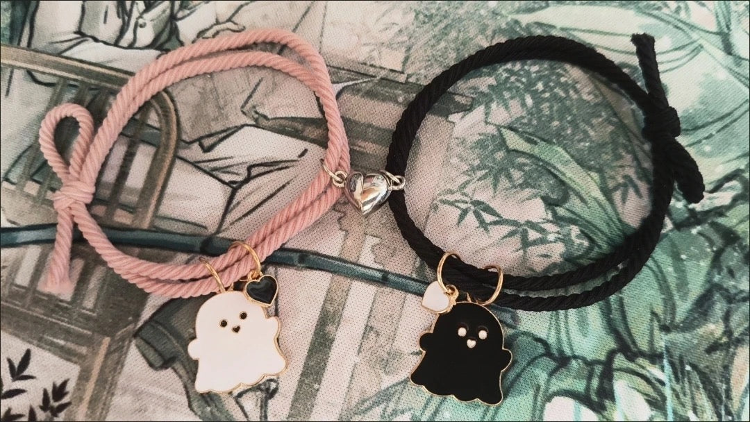 卡通粉黑幽靈磁吸手鏈
